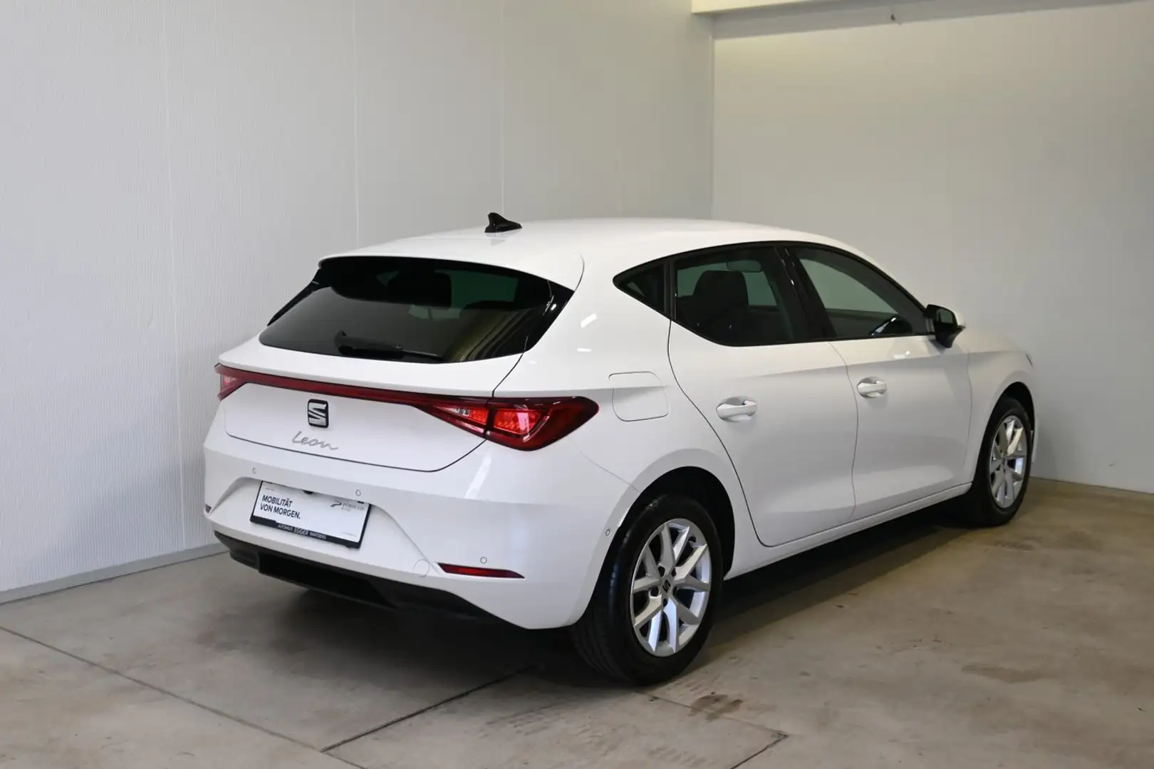 SEAT Leon Austria Edition 1.0 TSI Weiß - 2