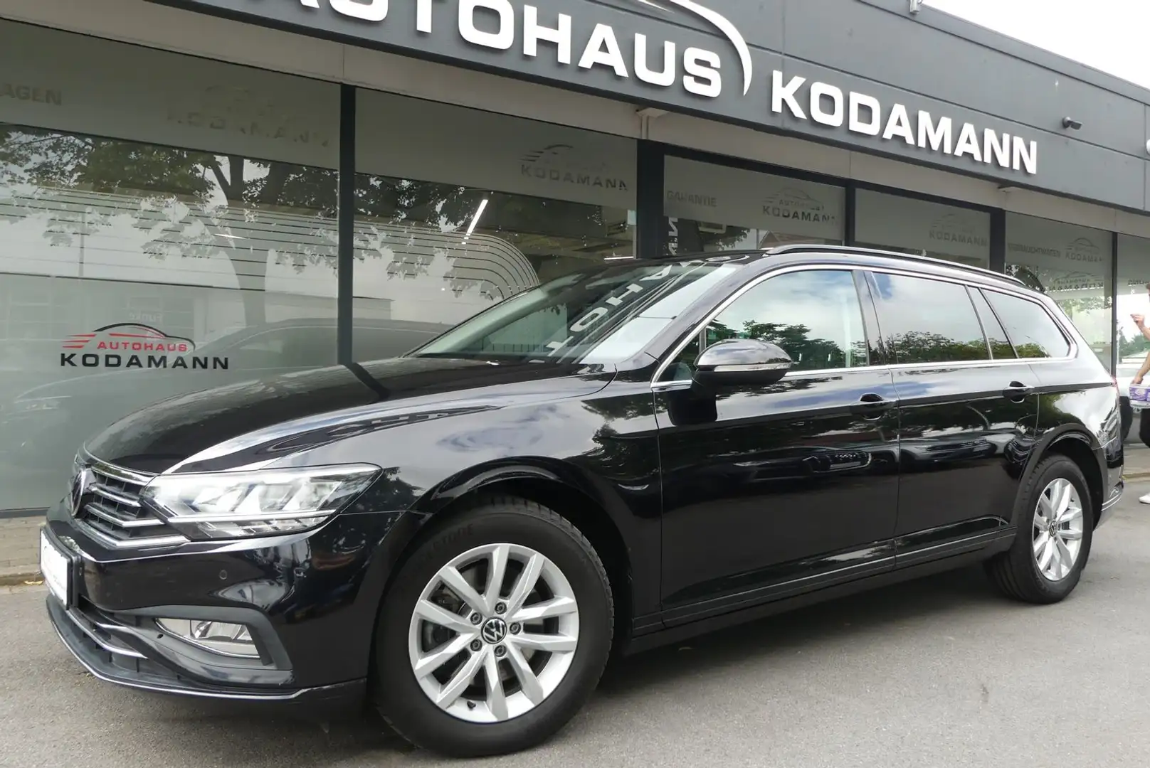 Volkswagen Passat Variant 2.0 TDI Business*ACC*DAB*Kamera* Black - 1
