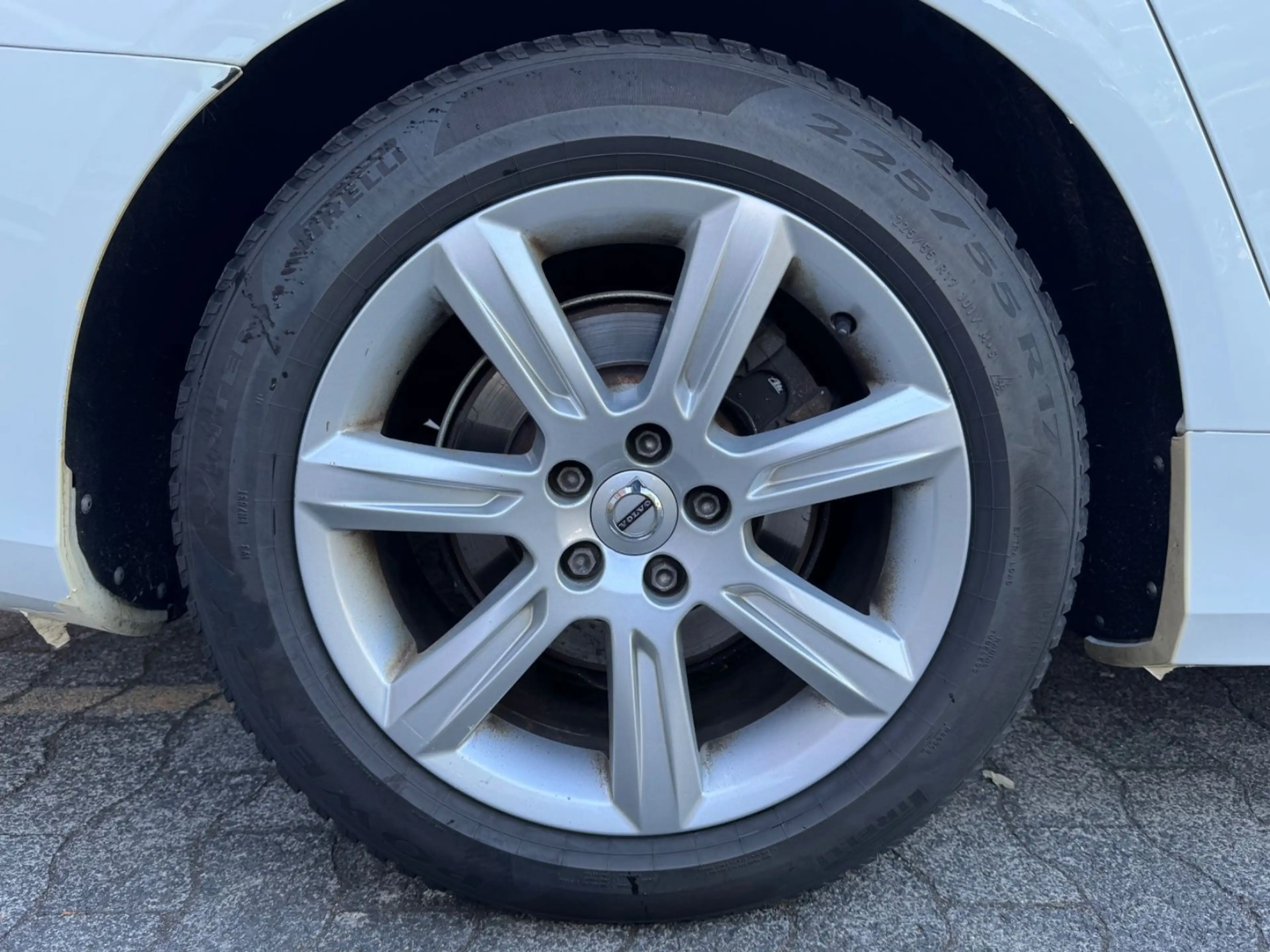 Volvo V90 Momentum PANO*LEDER*CAM*ASSISTS*LED*CARPLAY — photo 15