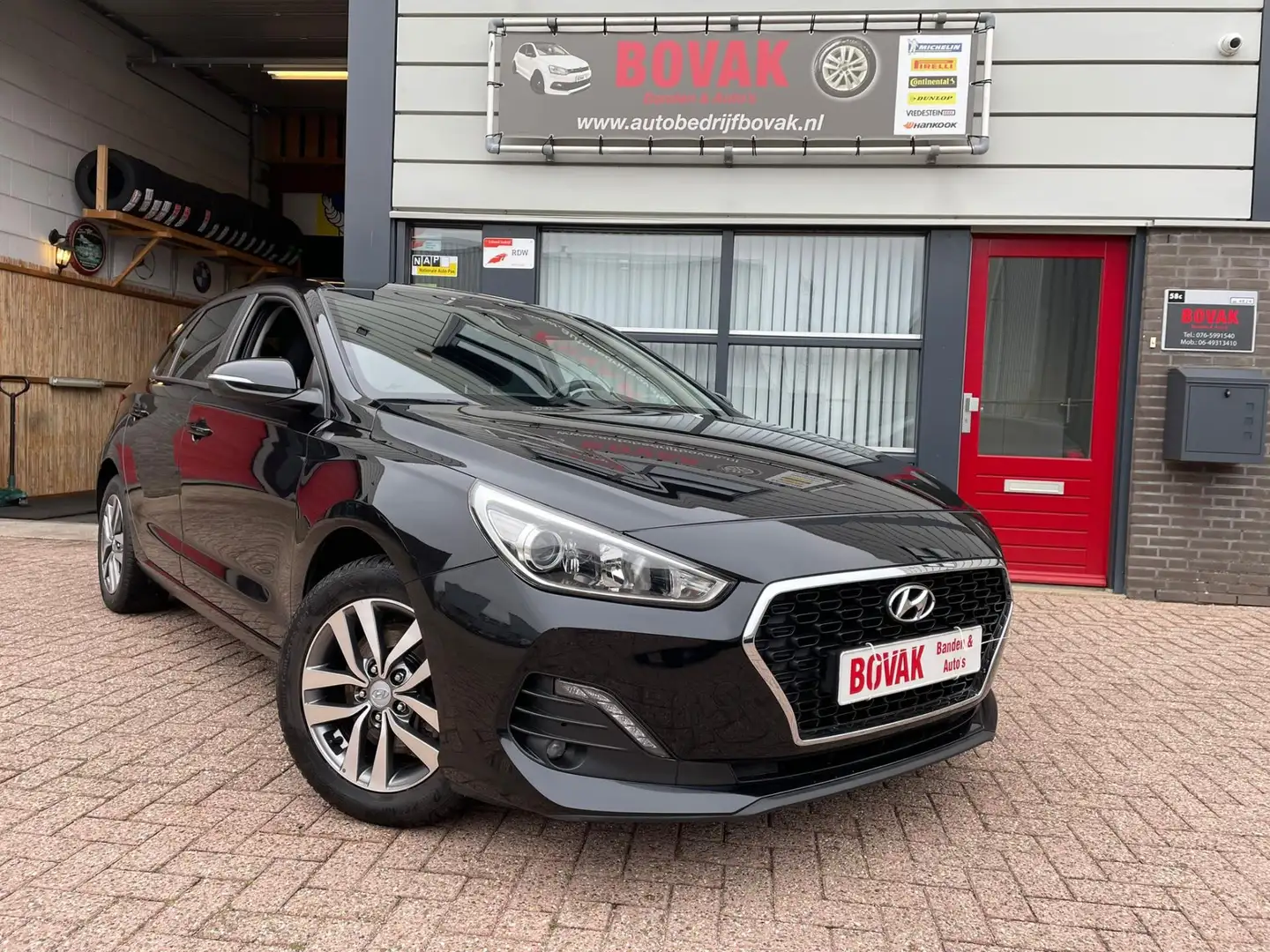 Hyundai i30 1.4 T-GDI N-Line Zwart - 1