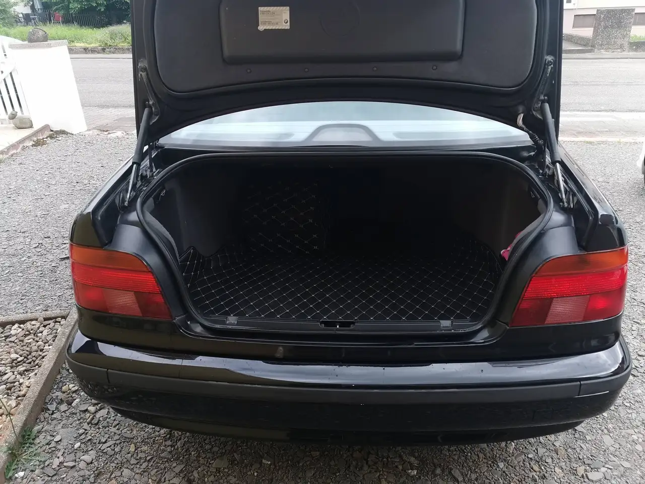 BMW 528i, foto 4