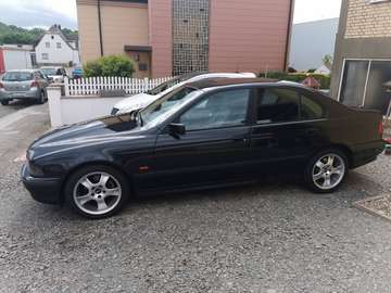 528i