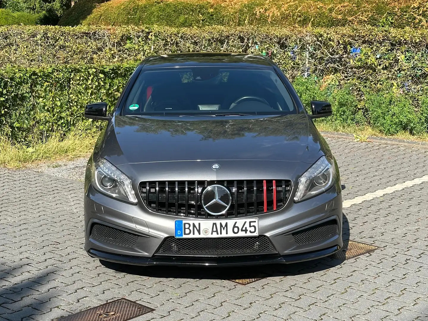 Mercedes-Benz A 45 AMG A 45 AMG 4Matic AMG Speedshift 7G-DCT Grau - 1