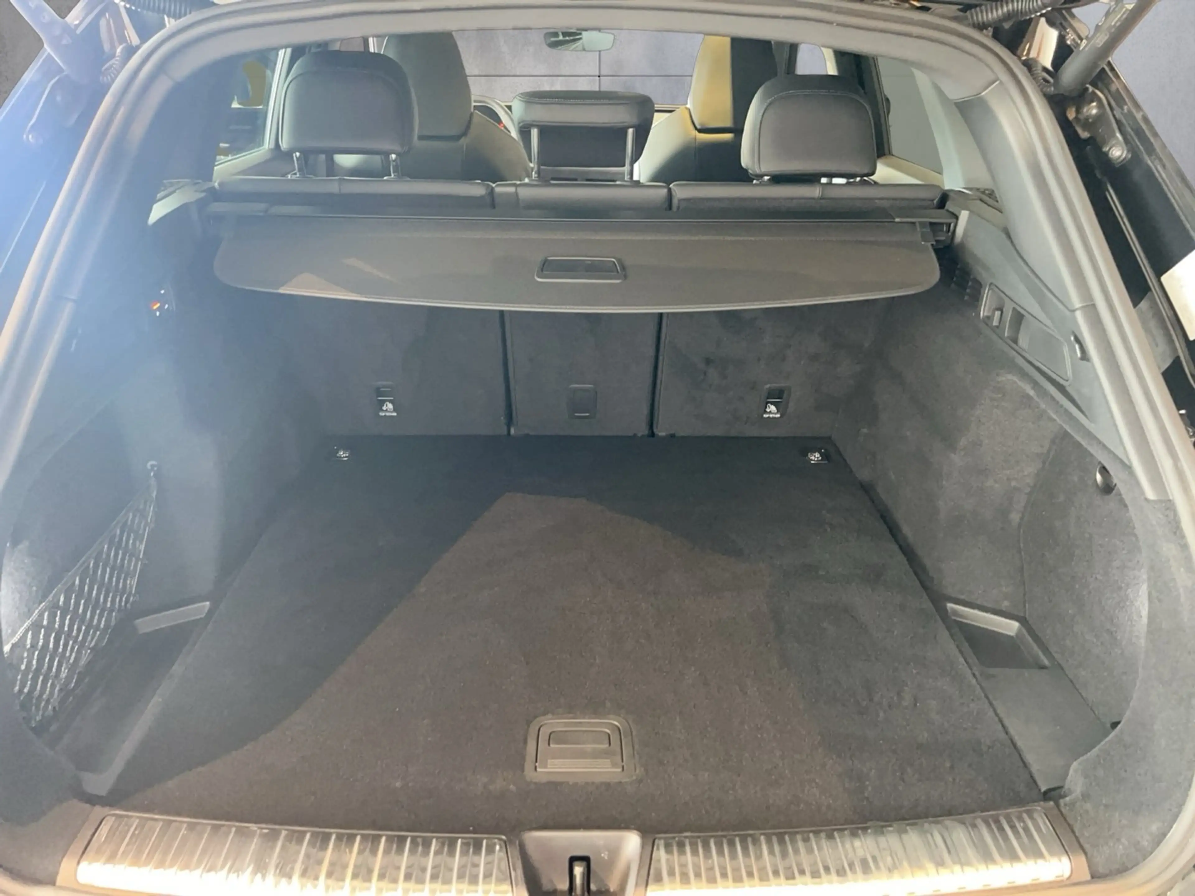 Audi SQ5 SUV TFSI — photo 12