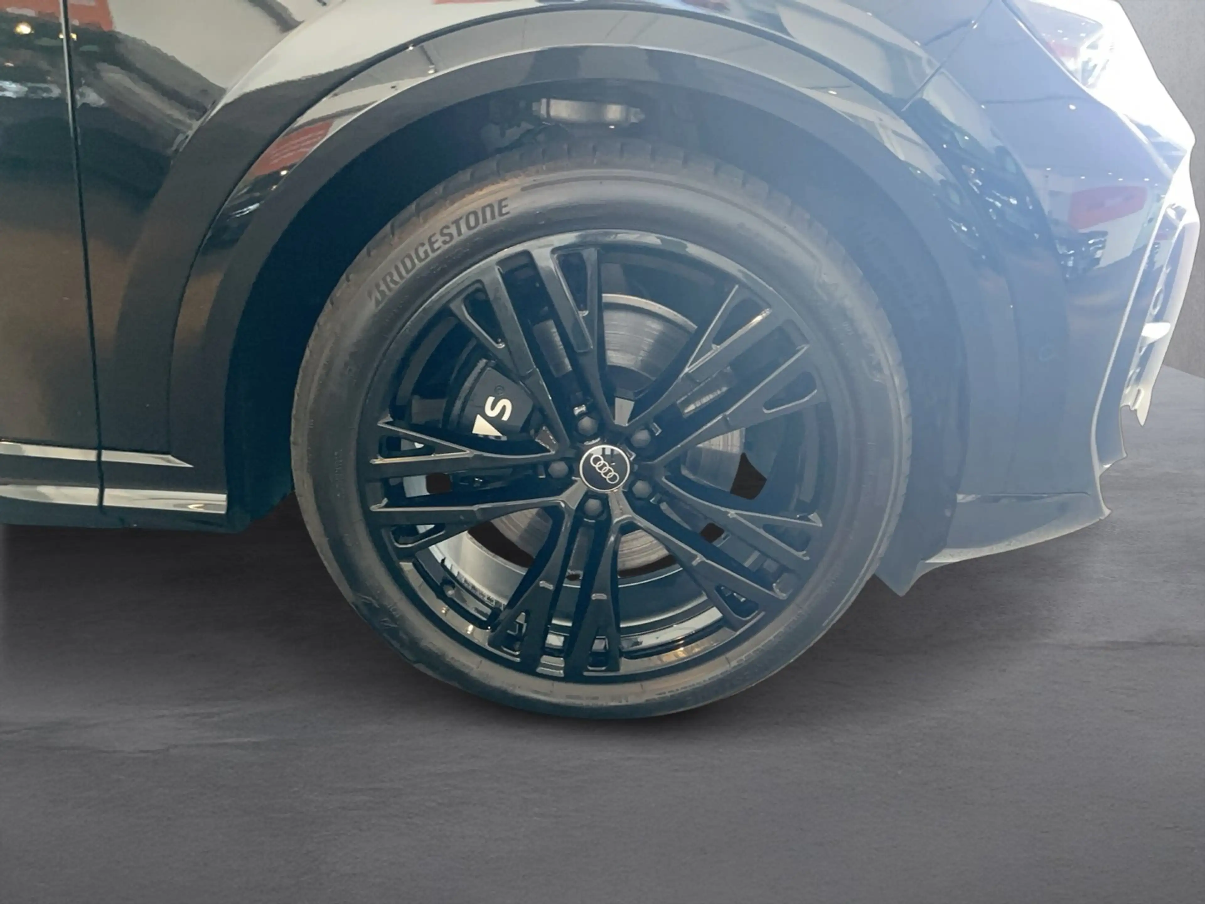 Audi SQ5 SUV TFSI — photo 7