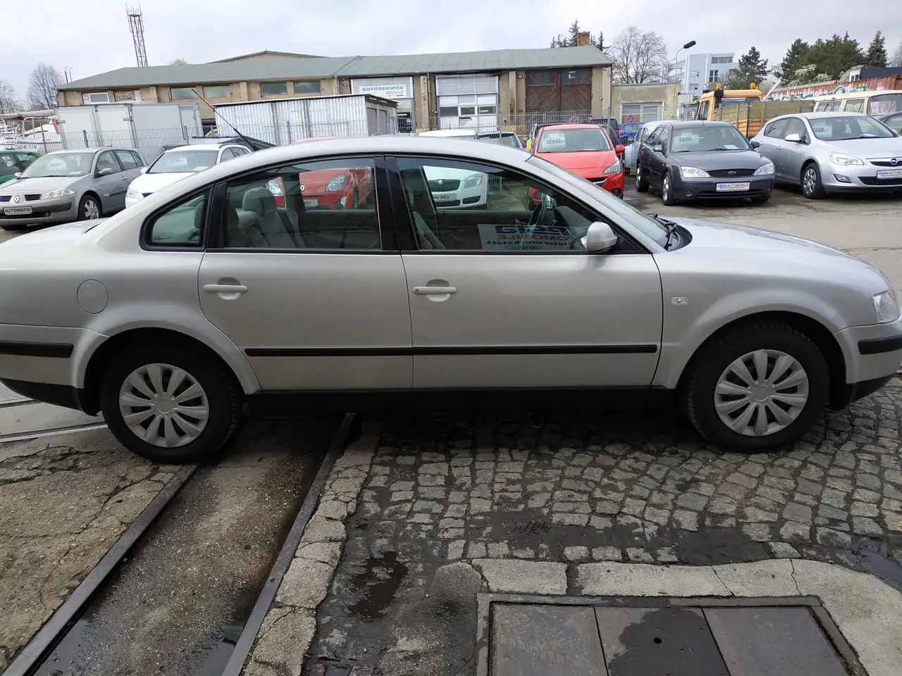 Volkswagen Passat 1.6 Limousine / Automatik / TÜV NEU, foto 3