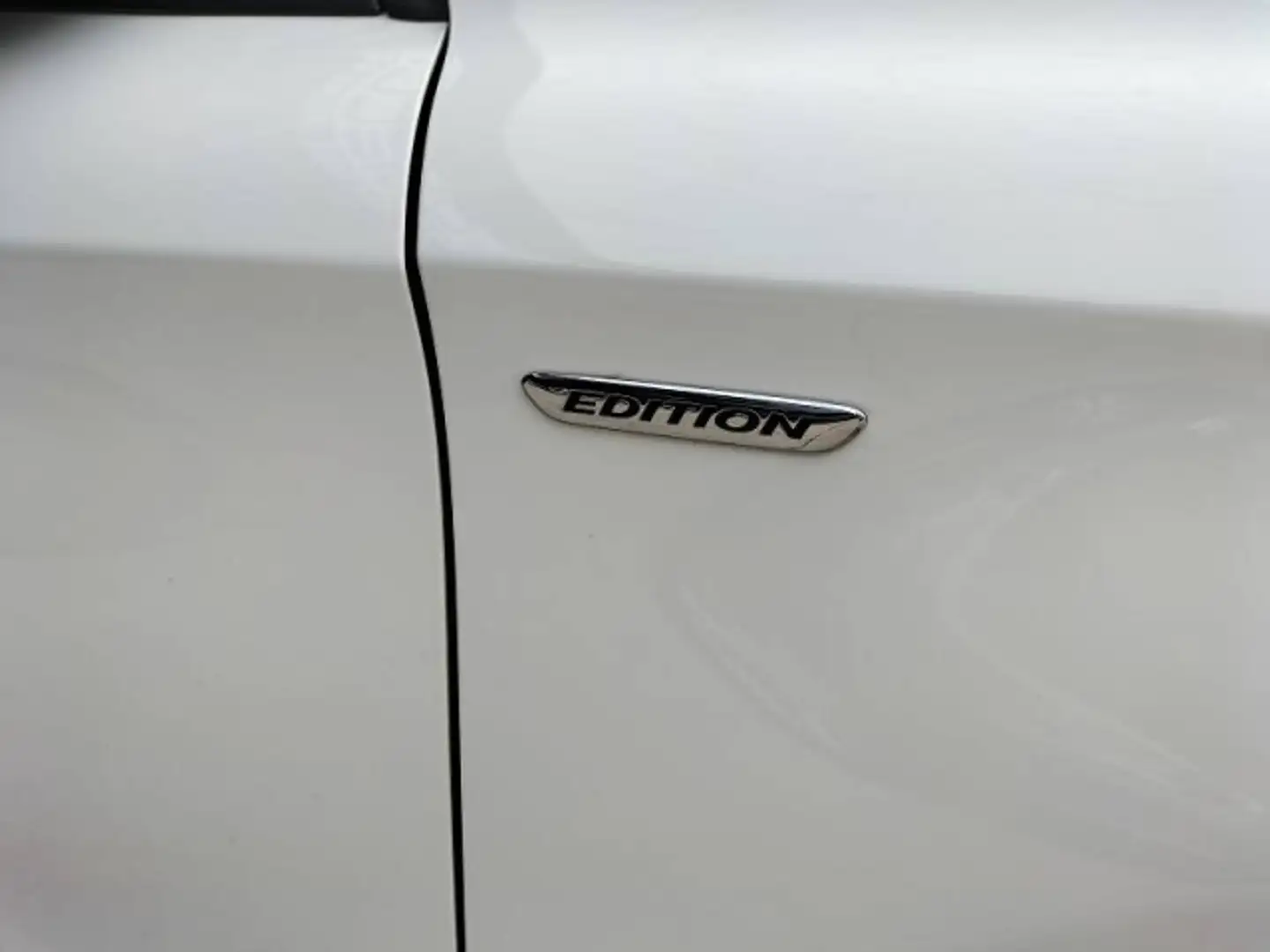 Mercedes-Benz GLA 200 200 d Premium auto Bianco - 2
