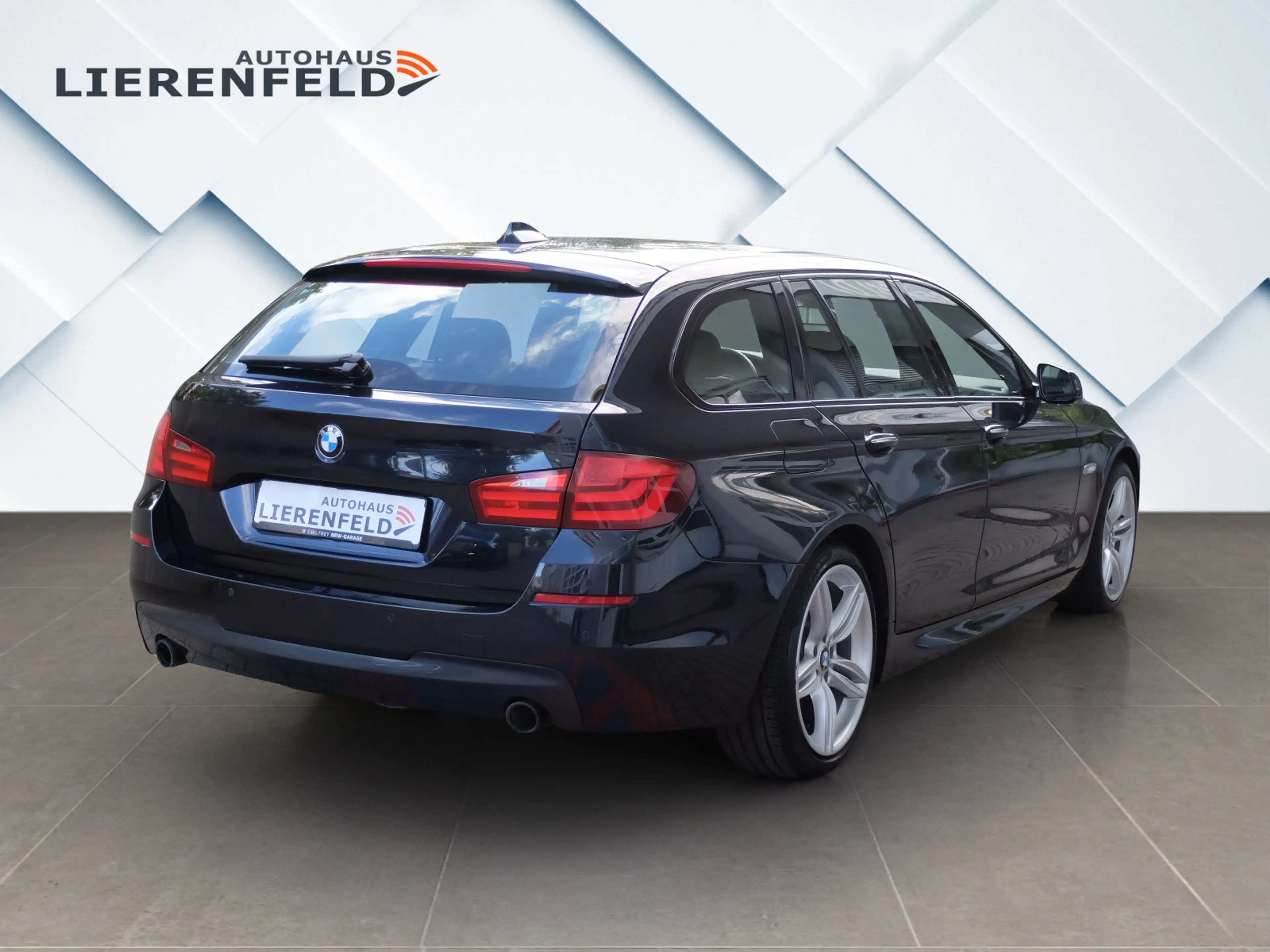 BMW 535 d xDrive Touring M Sportpaket 2.Hand — photo 3