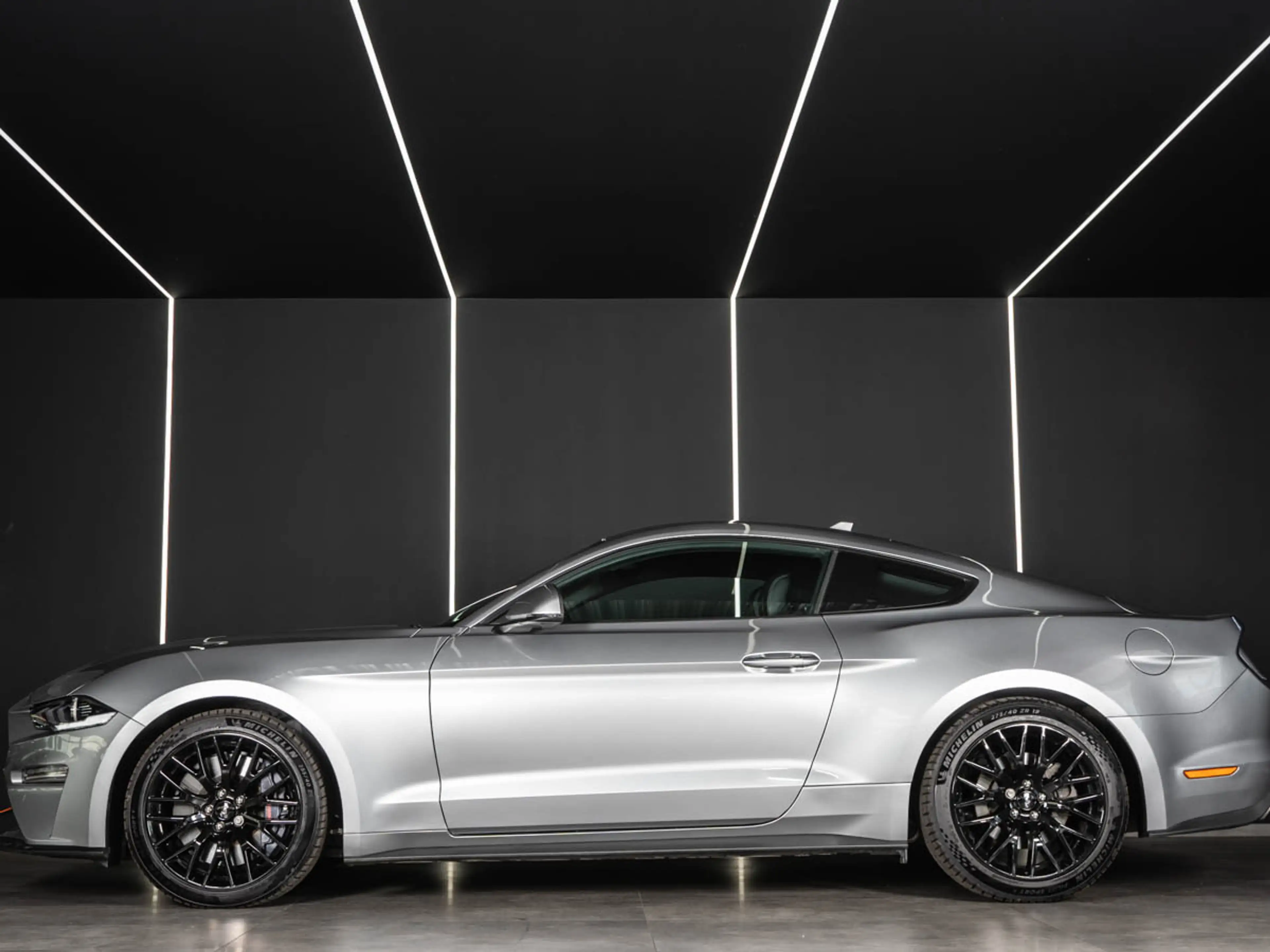 Ford Mustang GT 5.0 Ti-VCT V8 Fastback *PREMIUM2*SYNC3* — photo 7