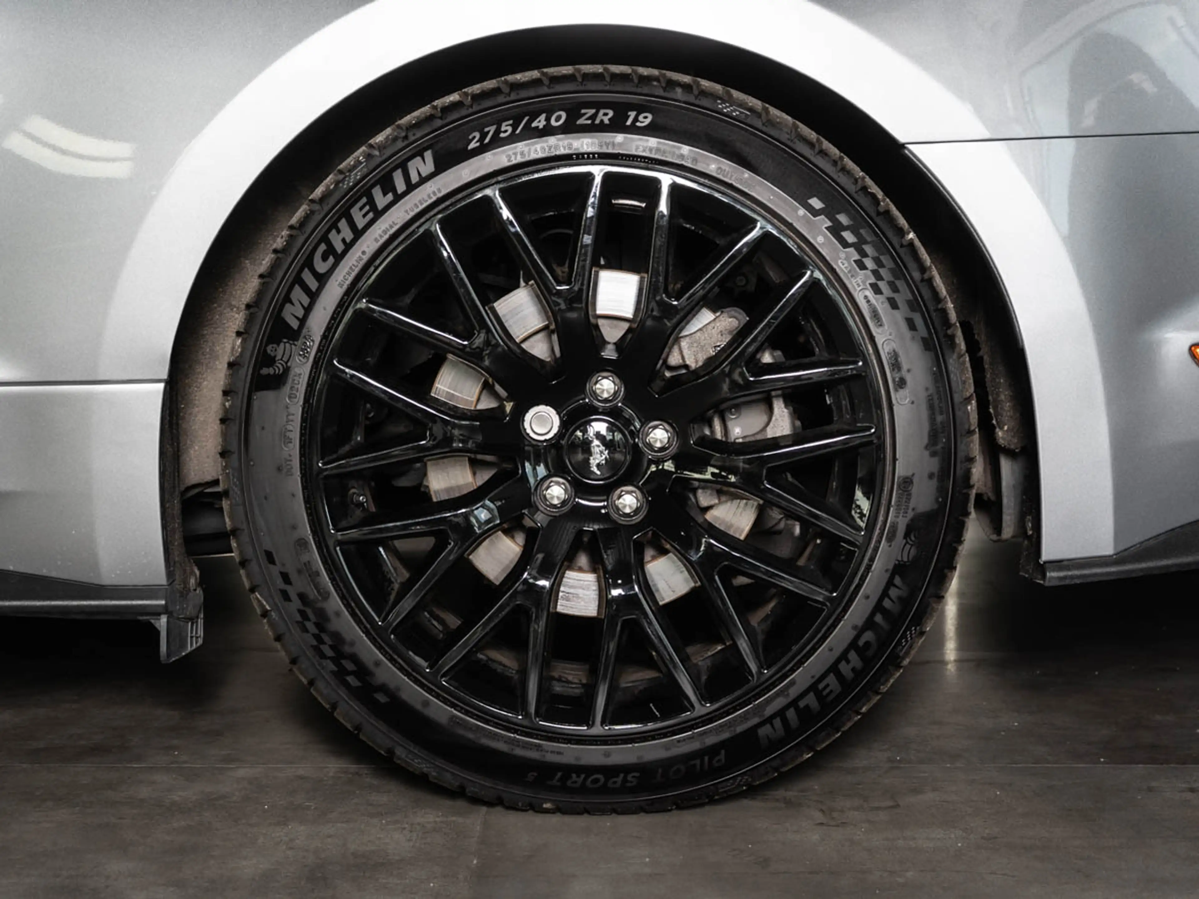 Ford Mustang GT 5.0 Ti-VCT V8 Fastback *PREMIUM2*SYNC3* — photo 6