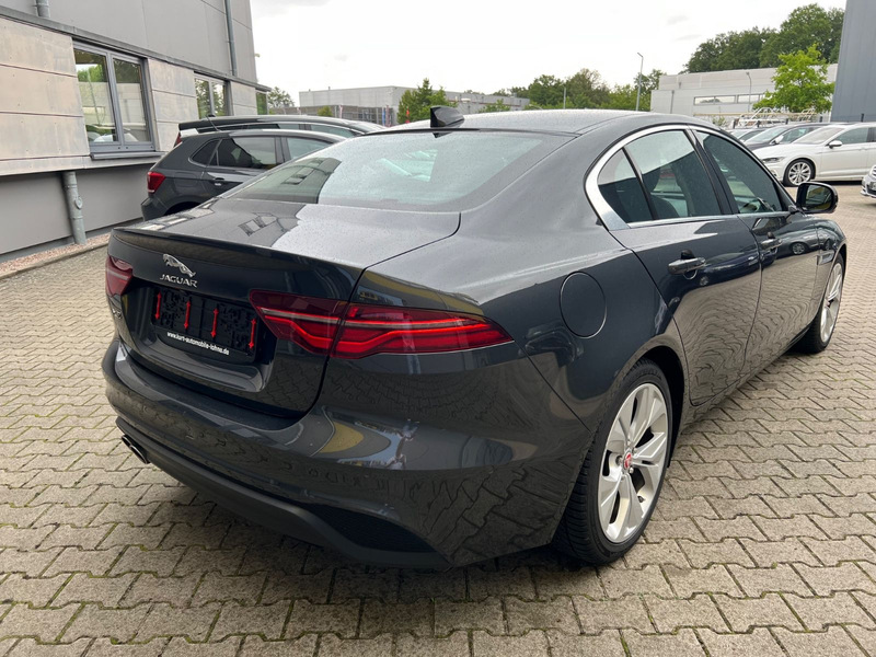 Jaguar XE S/LEDER/NAVI/TEMPOMAT/AUTOMATIK/DAB/MEMORY — photo 6