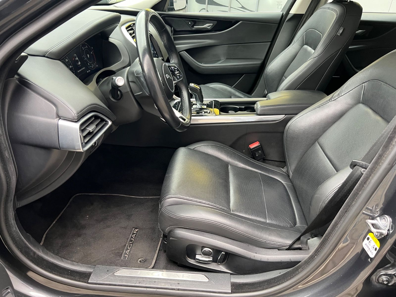 Jaguar XE S/LEDER/NAVI/TEMPOMAT/AUTOMATIK/DAB/MEMORY — photo 10