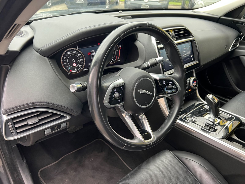 Jaguar XE S/LEDER/NAVI/TEMPOMAT/AUTOMATIK/DAB/MEMORY — photo 12