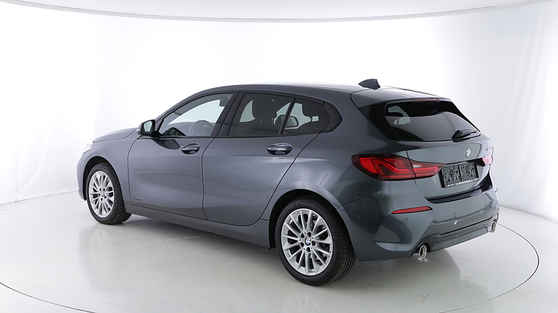 BMW 118 d Aut. — photo 3