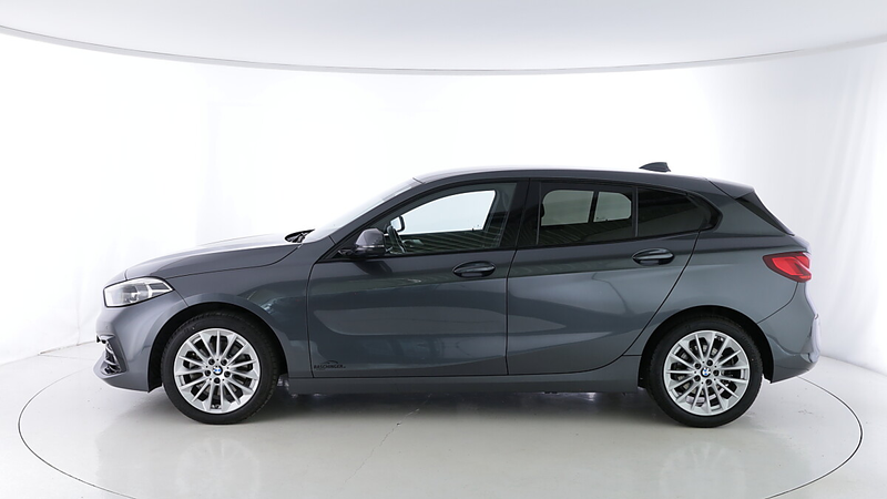 BMW 118 d Aut. — photo 2