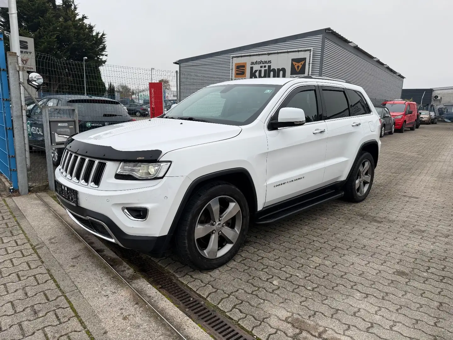 Jeep Grand Cherokee 3.0 CRD Limited Weiß - 1