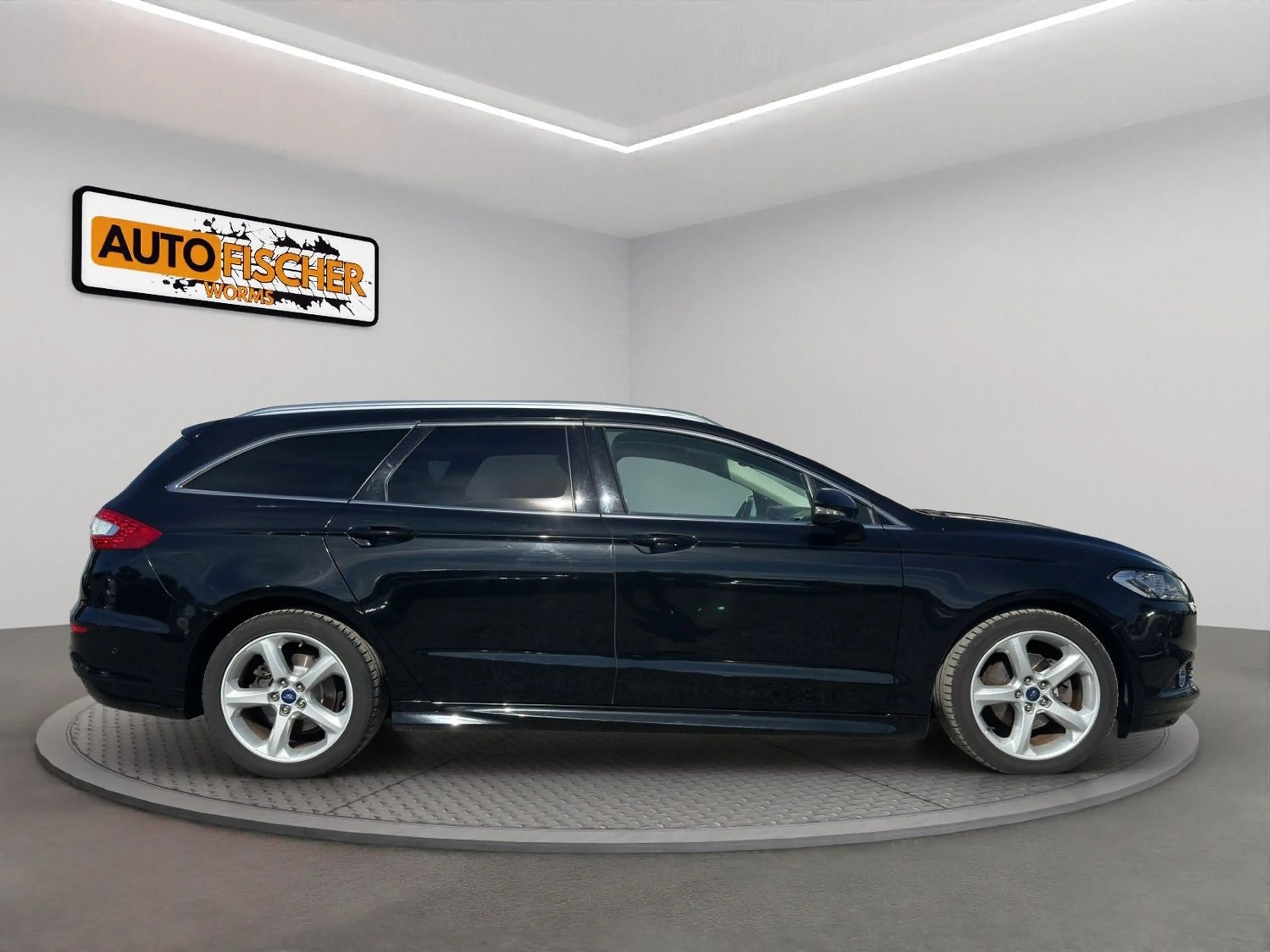 Ford Mondeo Titanium "Business + Design-Paket" — photo 8