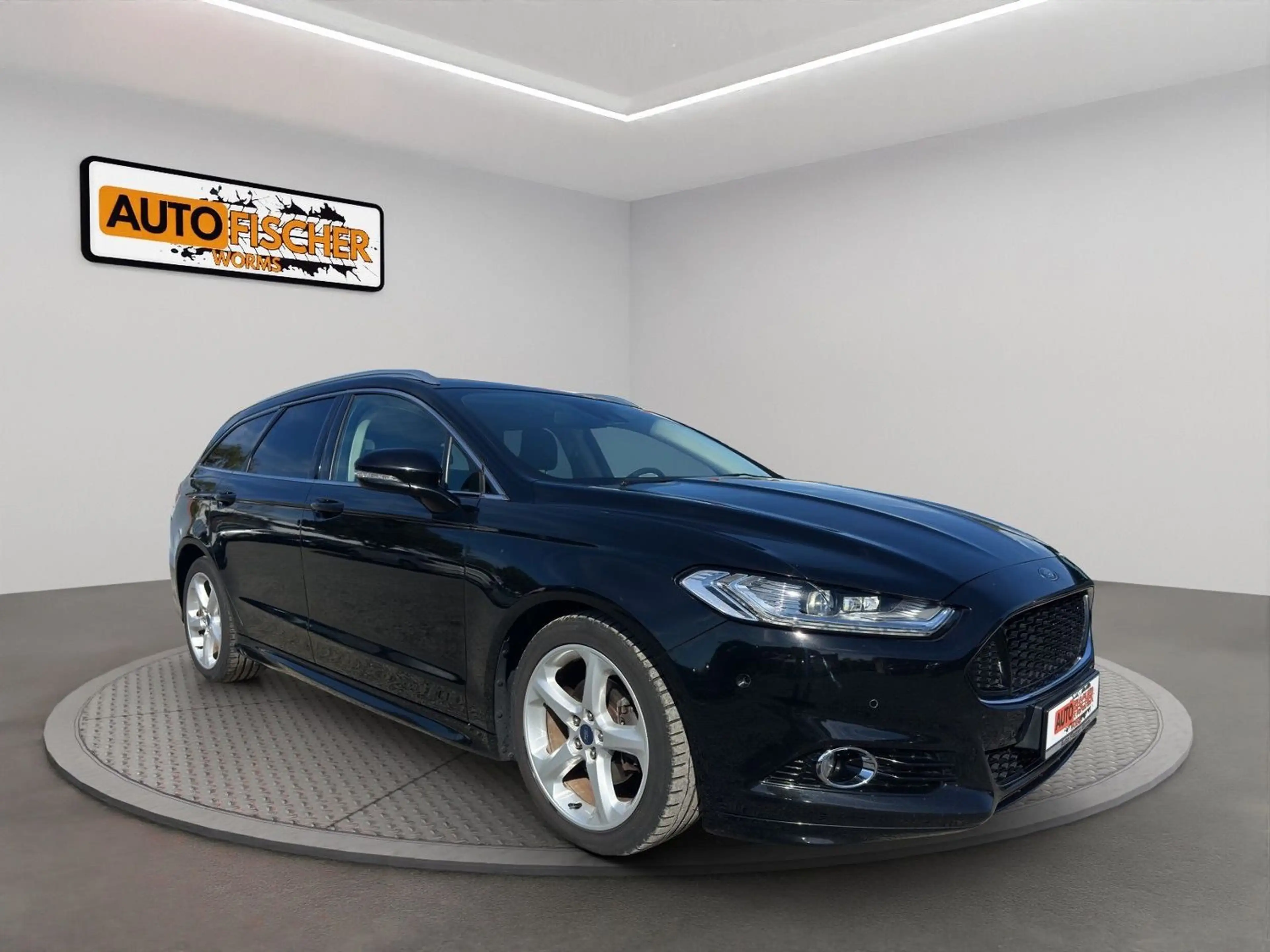 Ford Mondeo Titanium  "Business + Design-Paket"