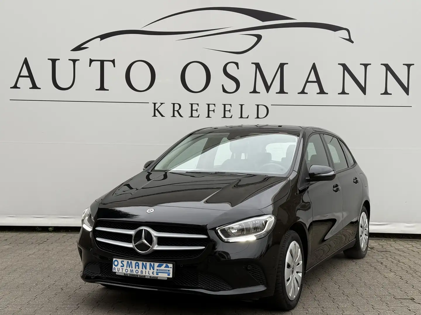 Mercedes-Benz B 250 e 8G-DCT   CarPlay   Vorklimatisierung Black - 1