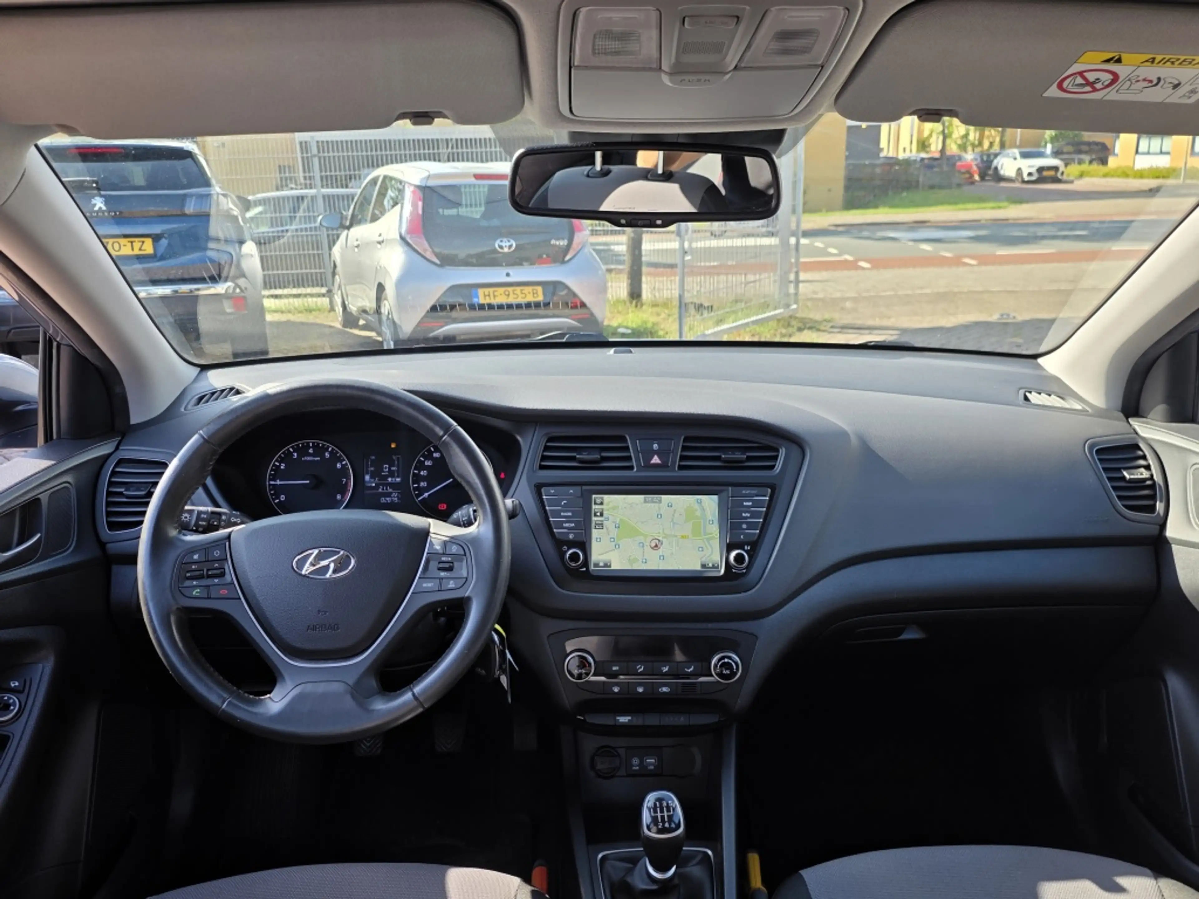 Hyundai i20 1.0 T-GDI Comfort, navi, aur camera, cruise contro — photo 17
