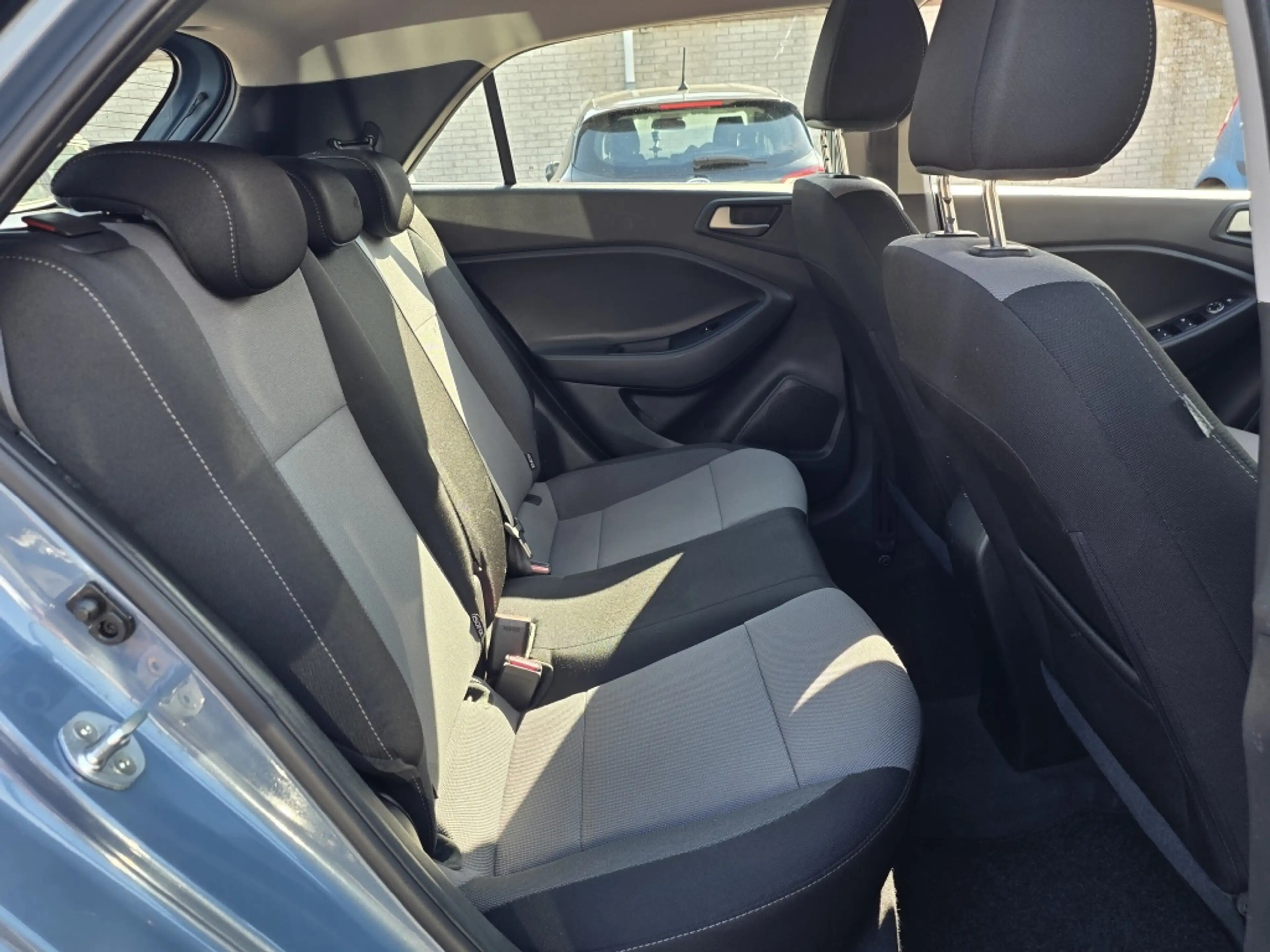 Hyundai i20 1.0 T-GDI Comfort, navi, aur camera, cruise contro — photo 14