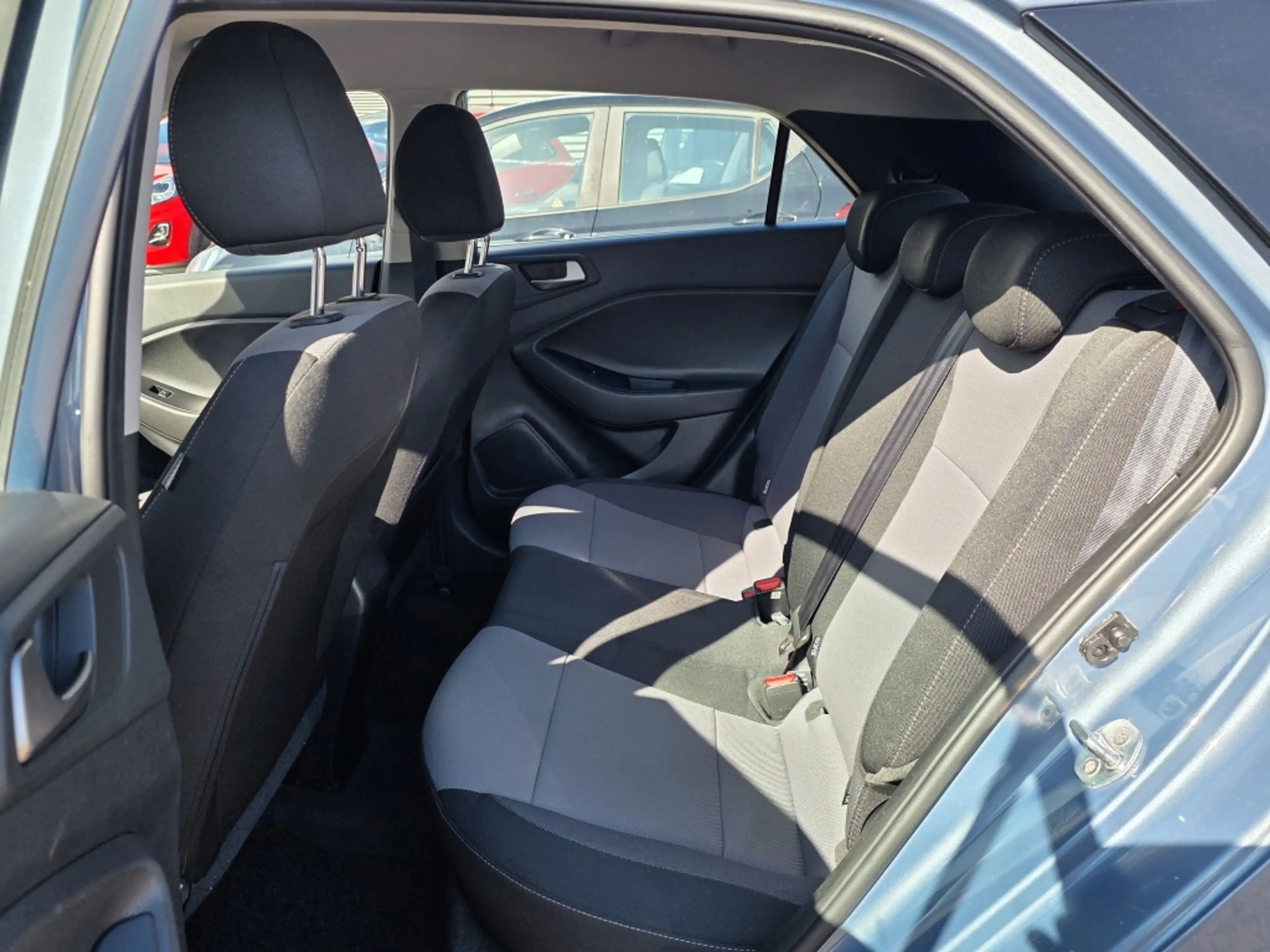 Hyundai i20 1.0 T-GDI Comfort, navi, aur camera, cruise contro — photo 12