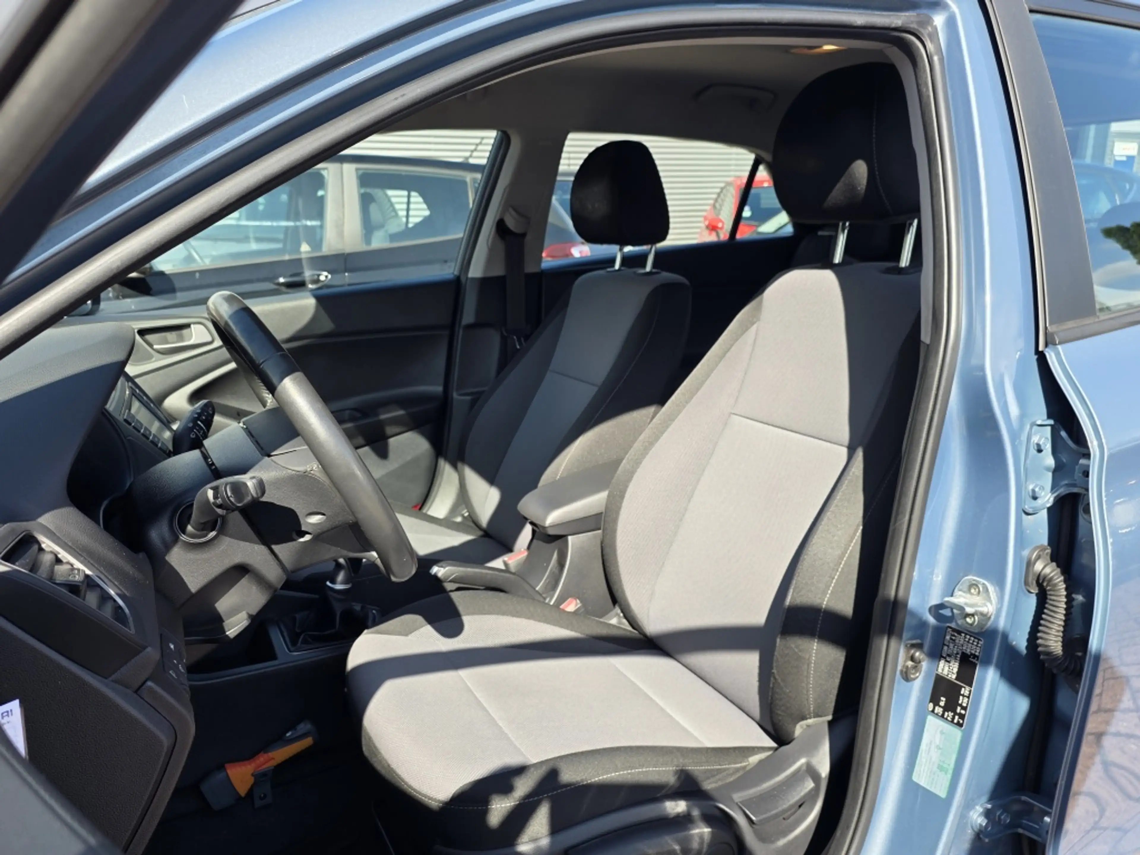 Hyundai i20 1.0 T-GDI Comfort, navi, aur camera, cruise contro — photo 11