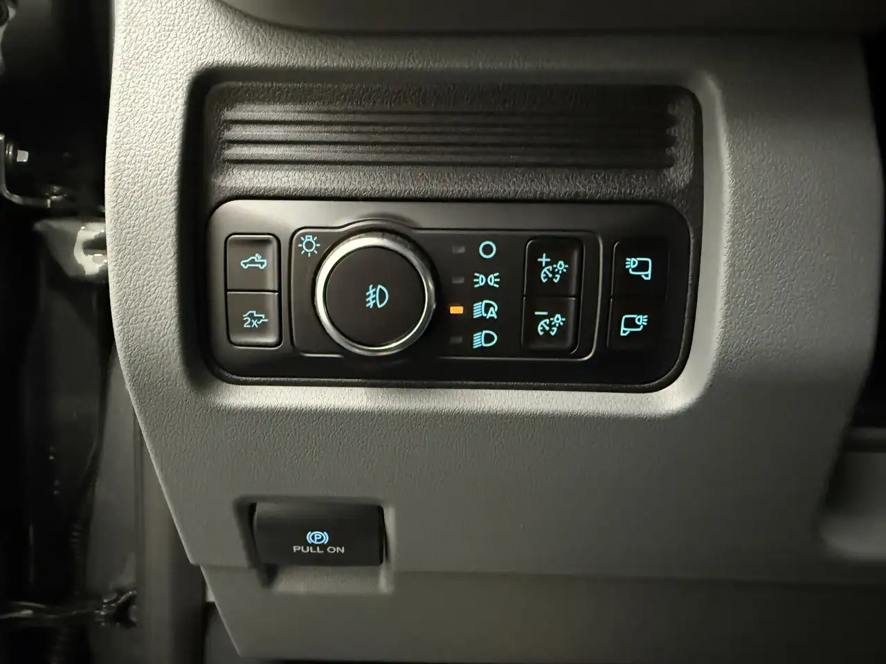 Ford F 350 снимка Ford F 350