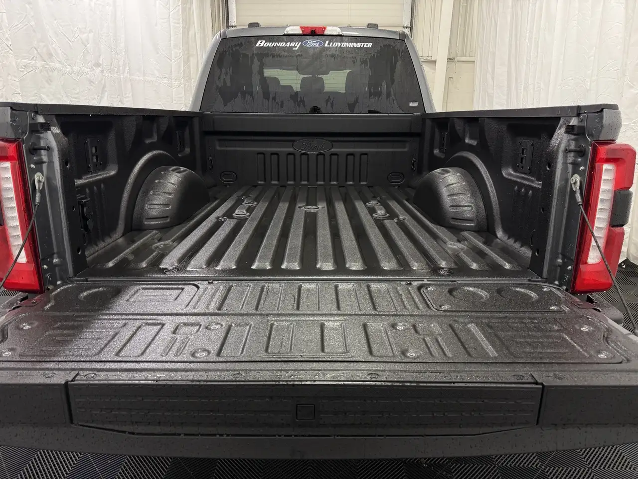 Ford F 350 снимка Ford F 350