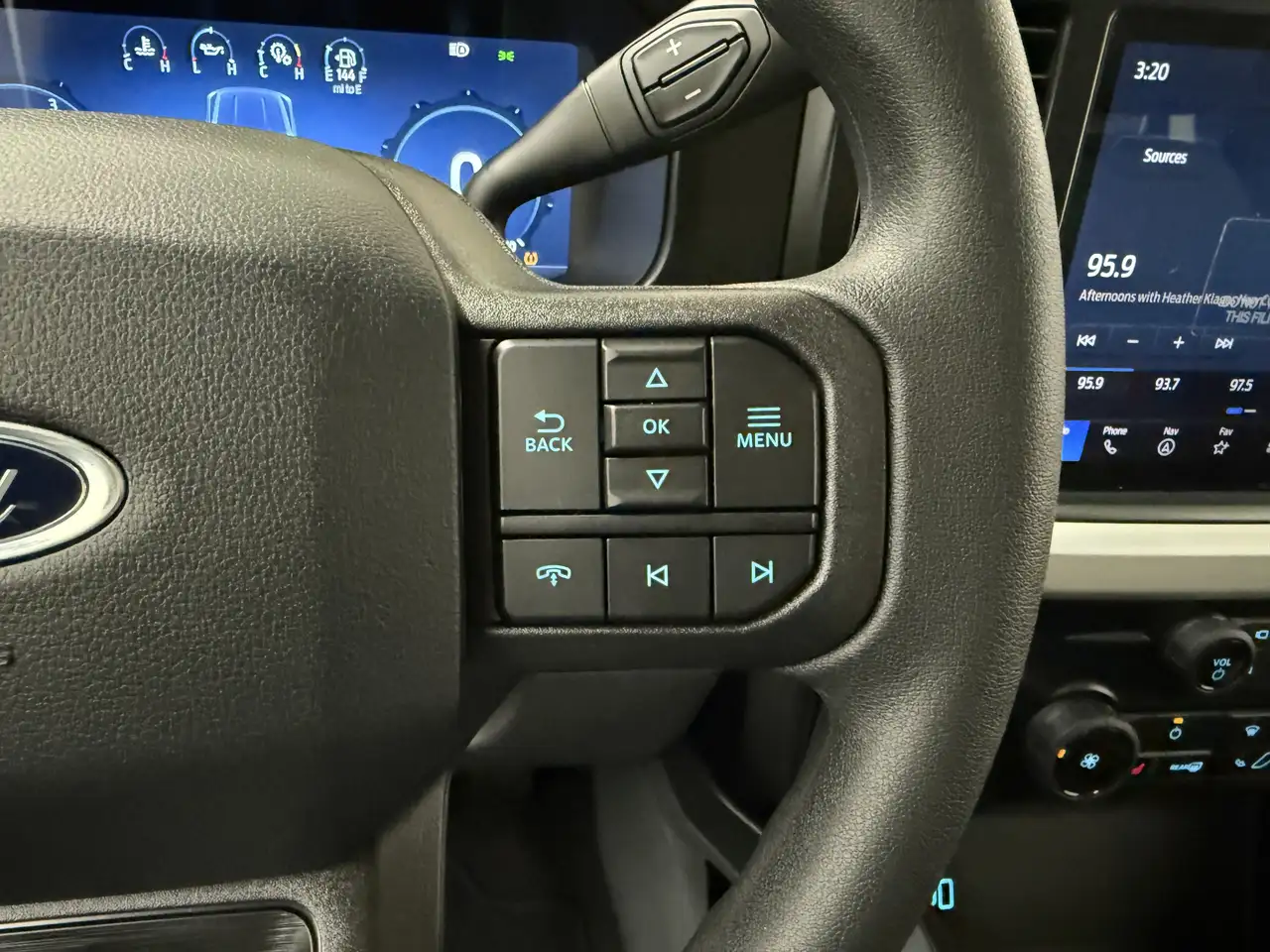 Ford F 350 снимка Ford F 350