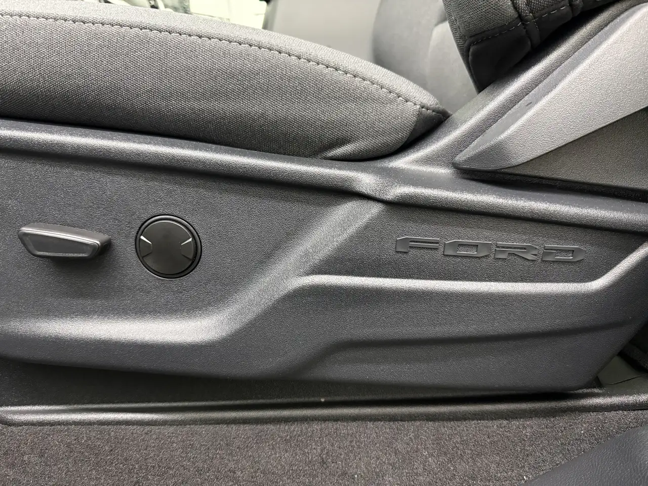 Ford F 350 снимка Ford F 350