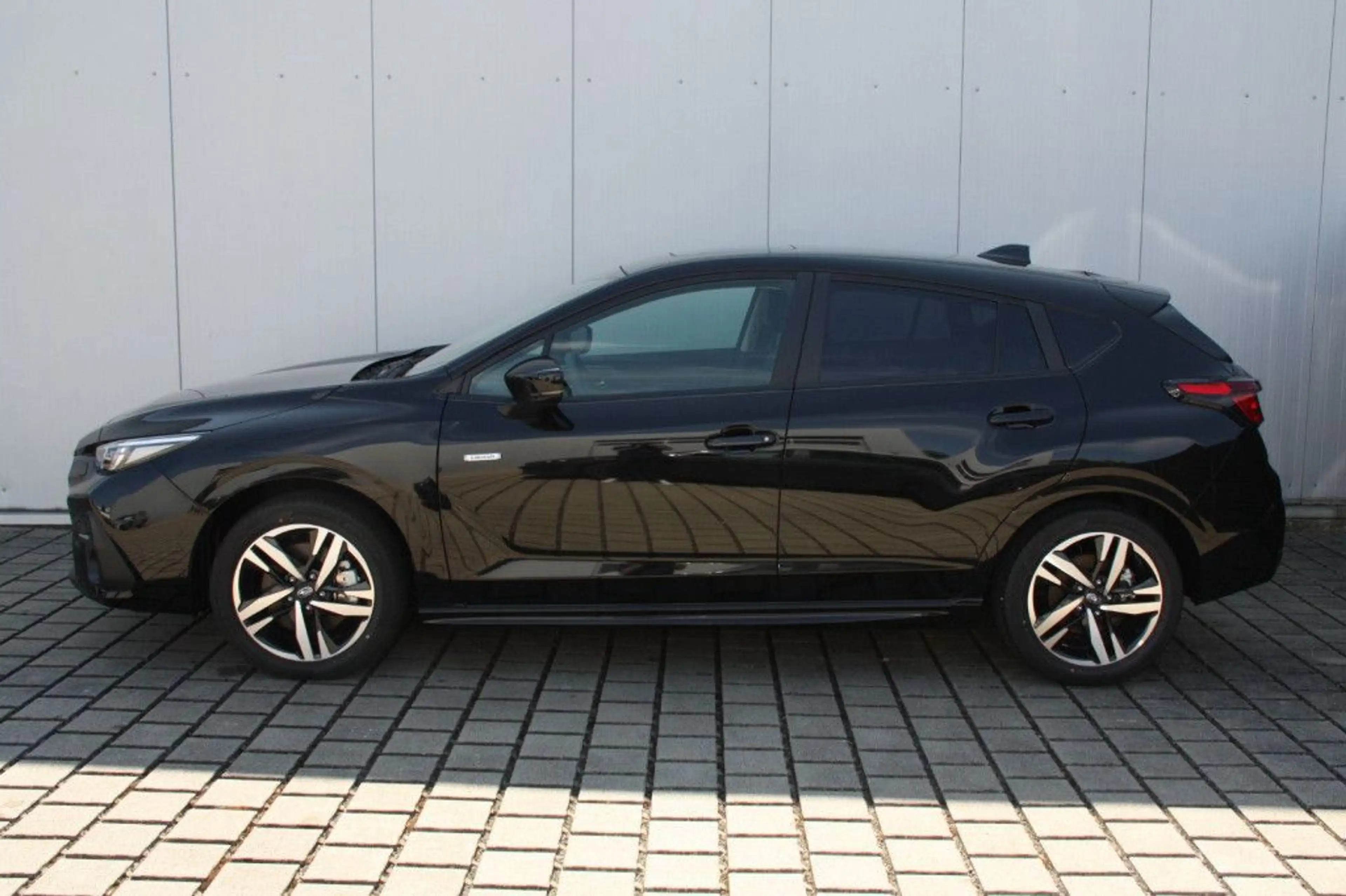 Subaru Impreza 2,0ie Platinum AWD — photo 2