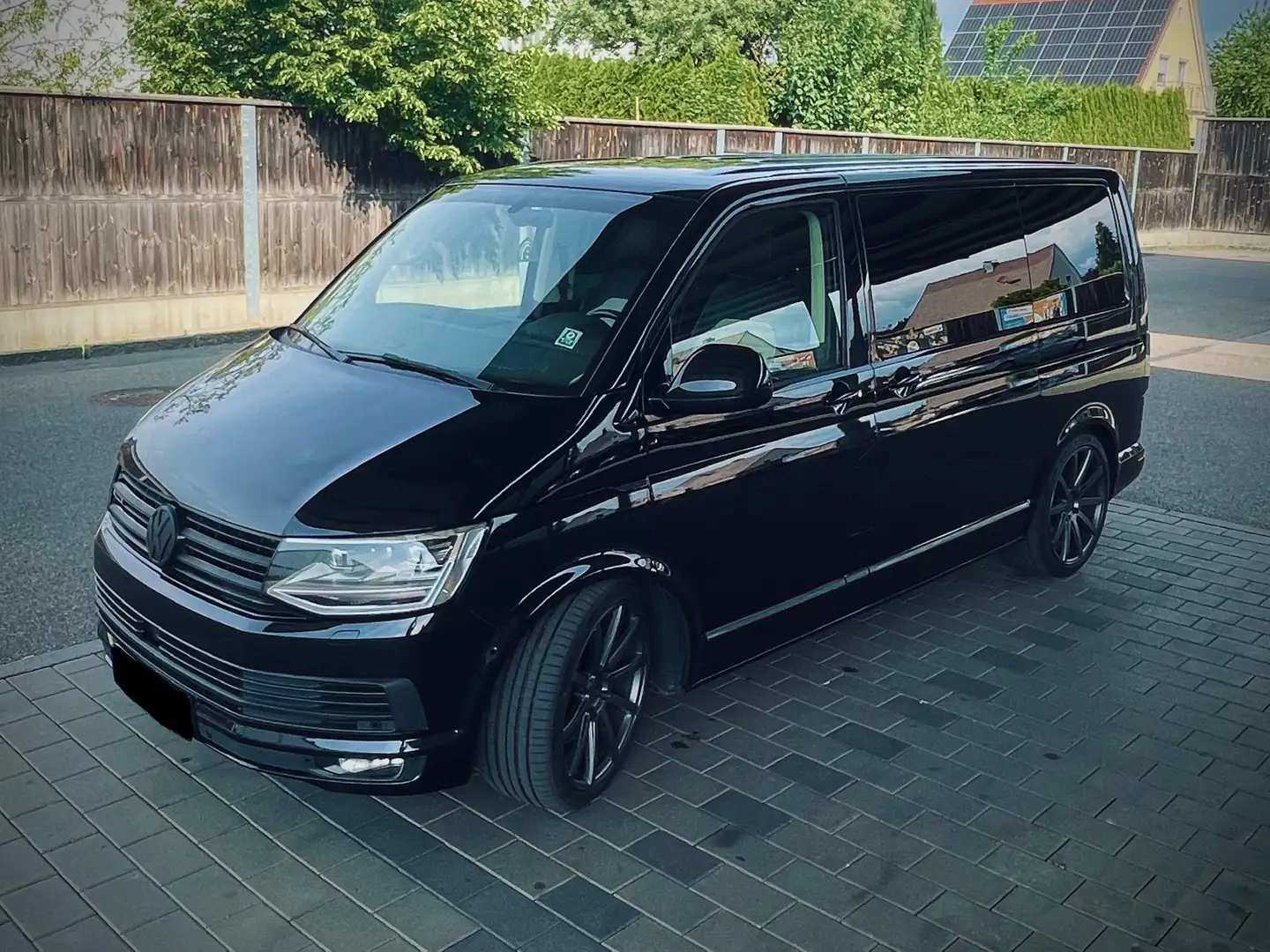Volkswagen T6 Multivan Multivan DSG Kurz 4MOTIONHighline Black - 2