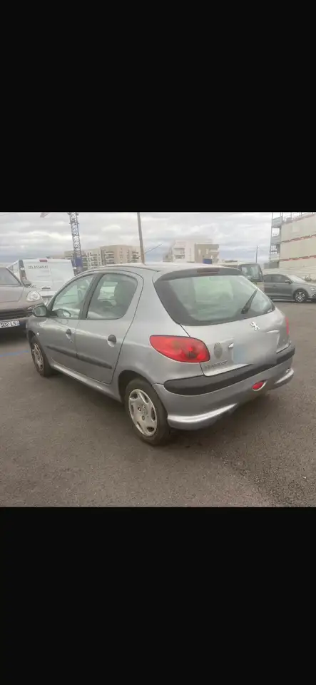 Peugeot 206
