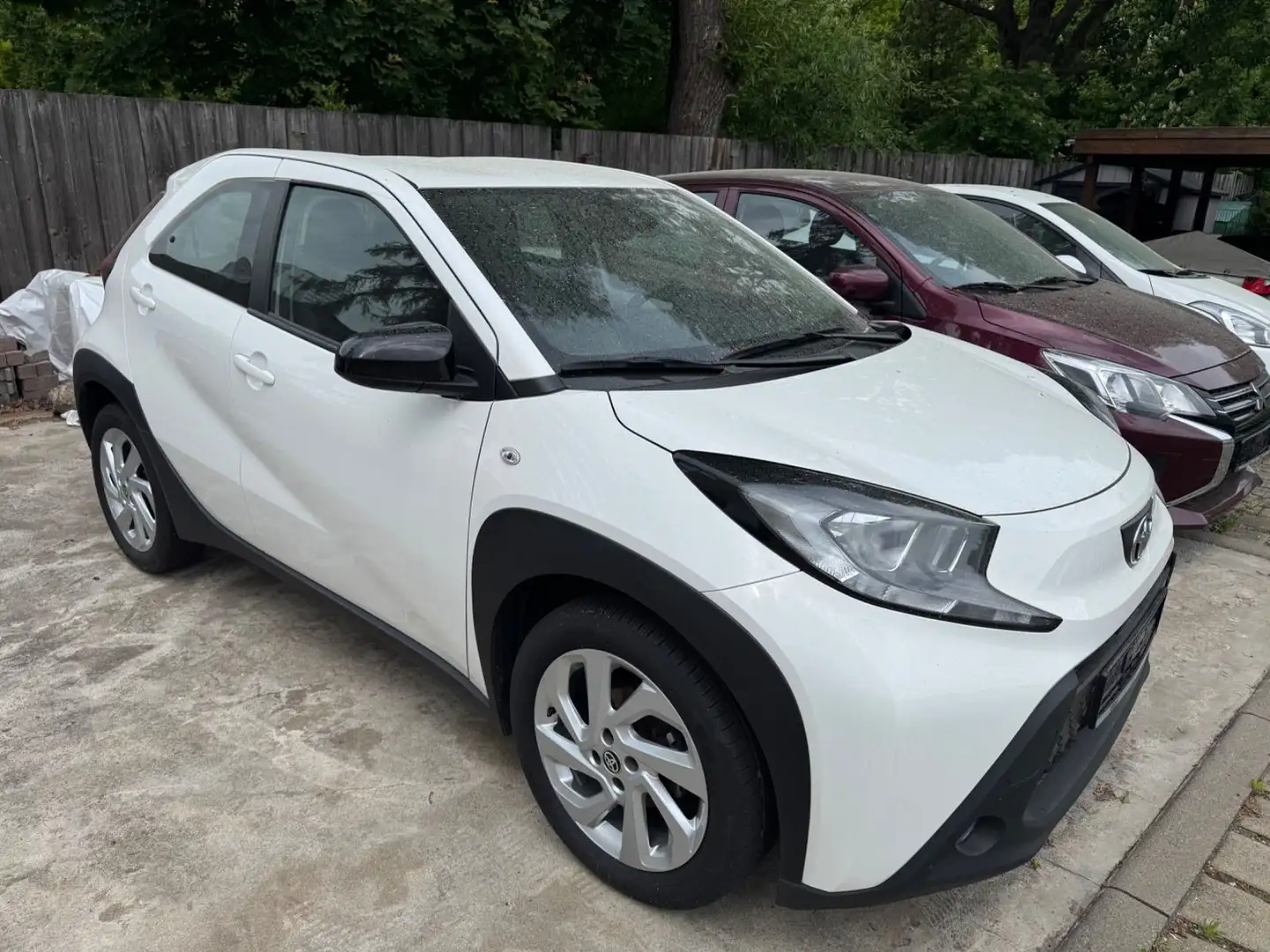 Toyota Aygo X Play Alb - 1