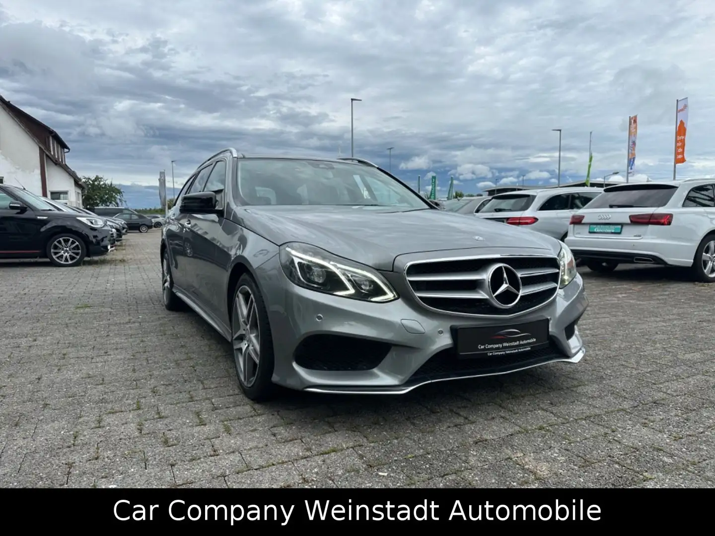 Mercedes-Benz E 350 T-Modell BlueTec AMG-Paket Silber - 1