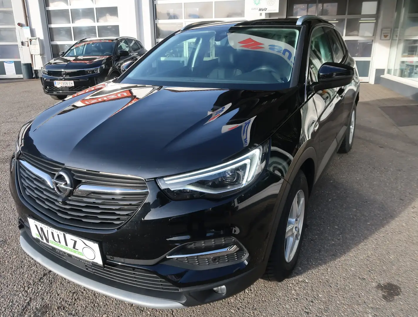 Opel Grandland X Grandland X 1,2 Turbo Innovation Automatik Schwarz - 2