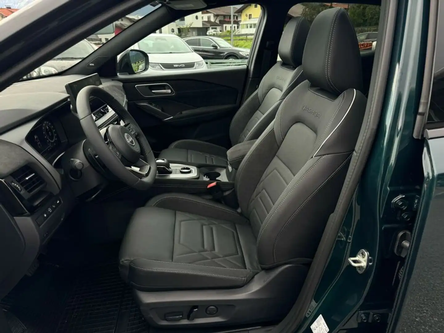 Nissan Qashqai 1,3 4x4 N-Design Aut. *€2.000.- ET-Bonus* Grün - 2