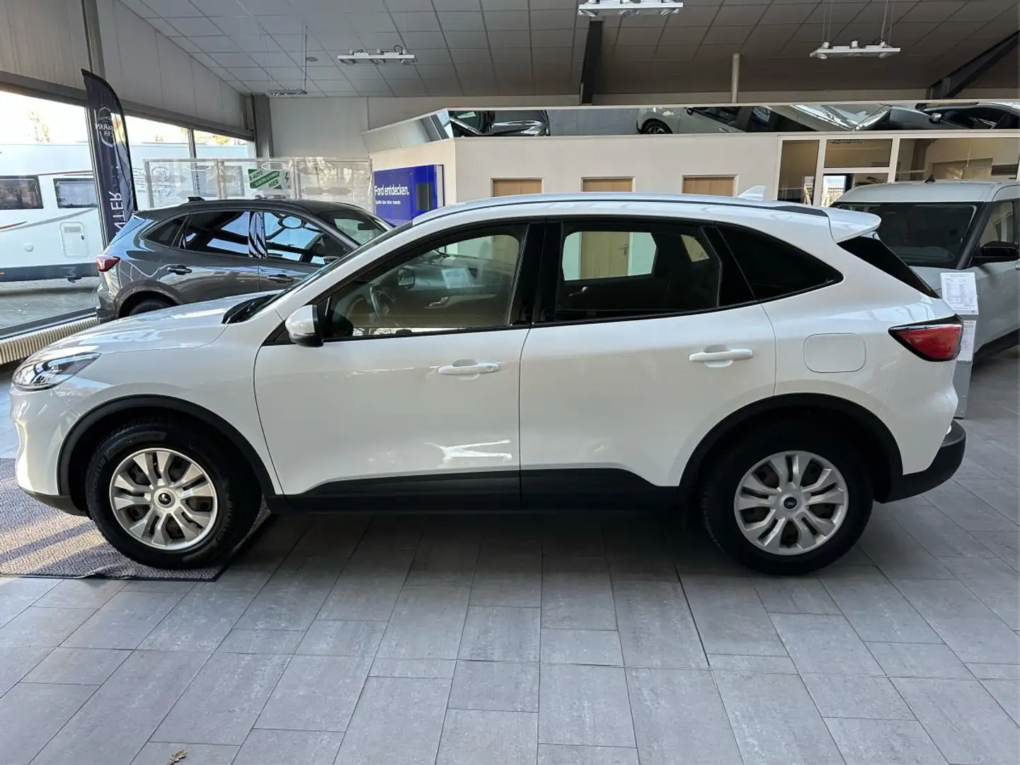 Ford Kuga Cool & Connect 2.0 EcoBlue Hybrid Winterpaket Navi Weiß - 2