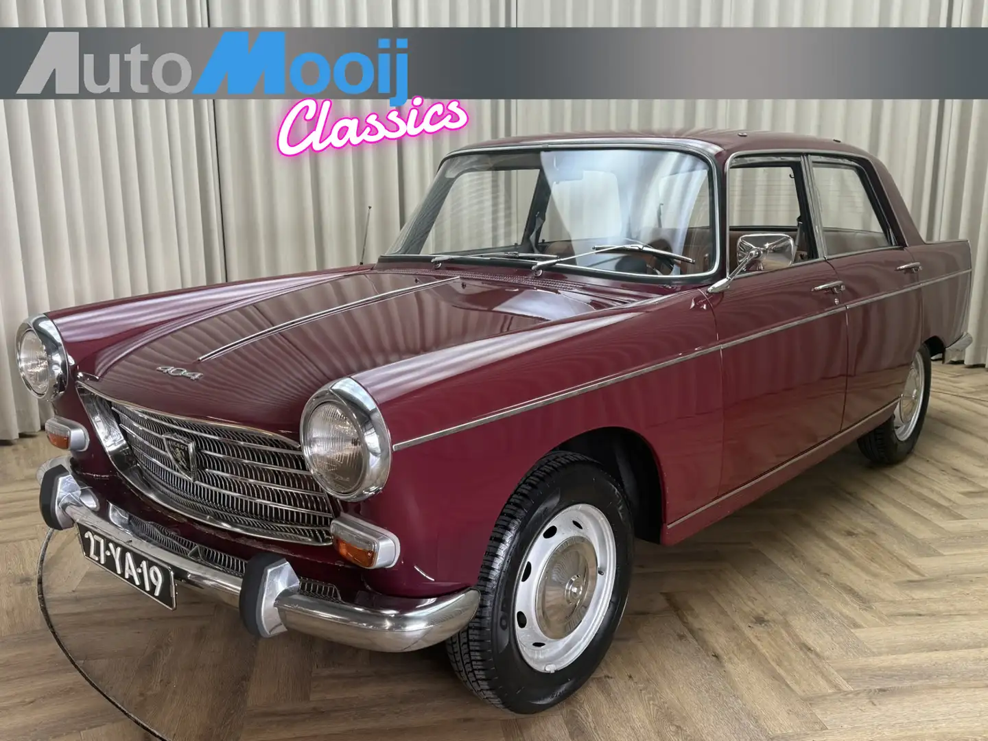 Peugeot 404 Sedan / Automaat / Inclusief boekjes/documentatie Rood - 1