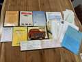 Peugeot 404 Sedan / Automaat / Inclusief boekjes/documentatie Rood - thumbnail 42
