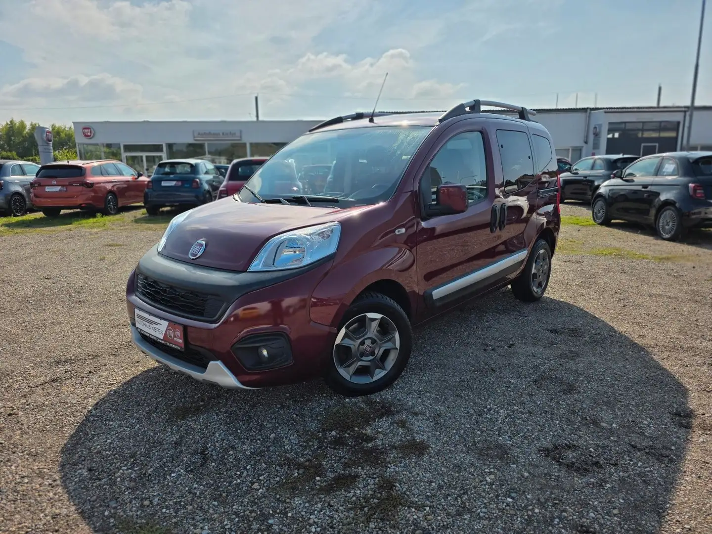Fiat Qubo Trekking Rot - 1
