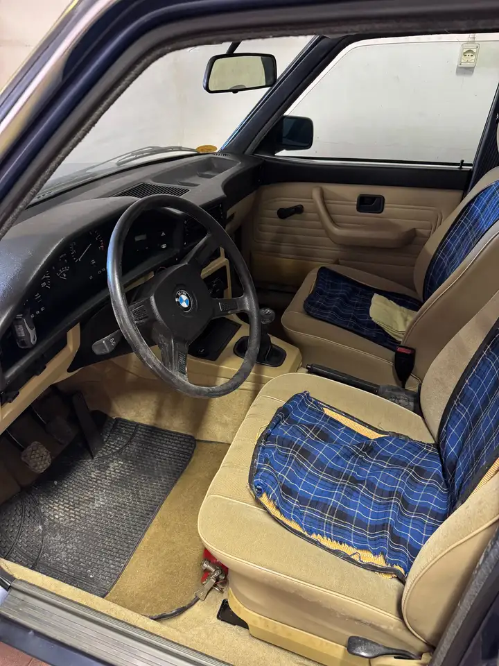 BMW 520i, foto 4
