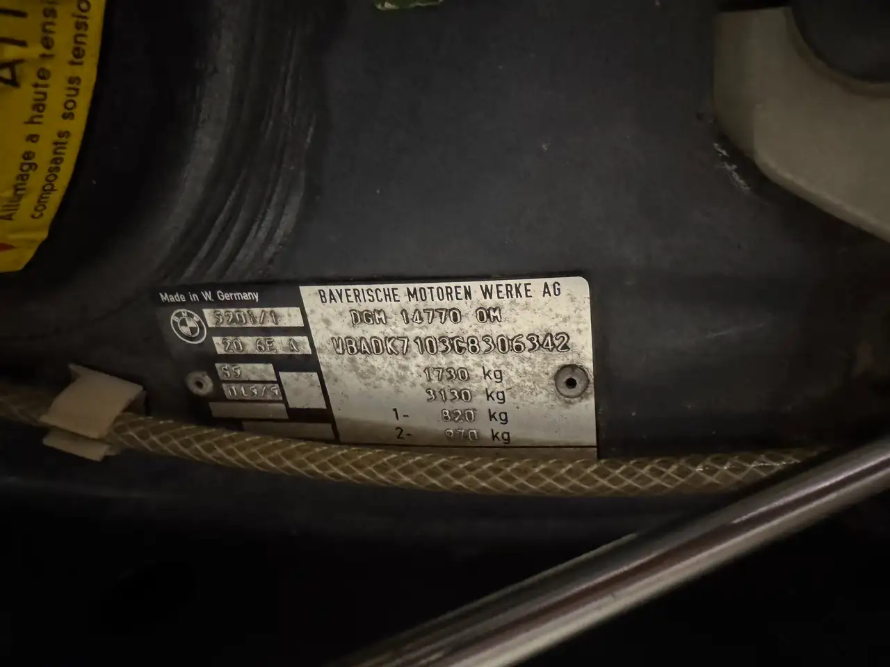 BMW 520i, foto 6