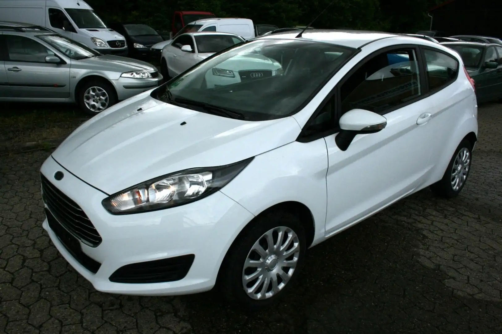 Ford Fiesta 1.25 "Service neu + Klimaanlage" Wit - 2