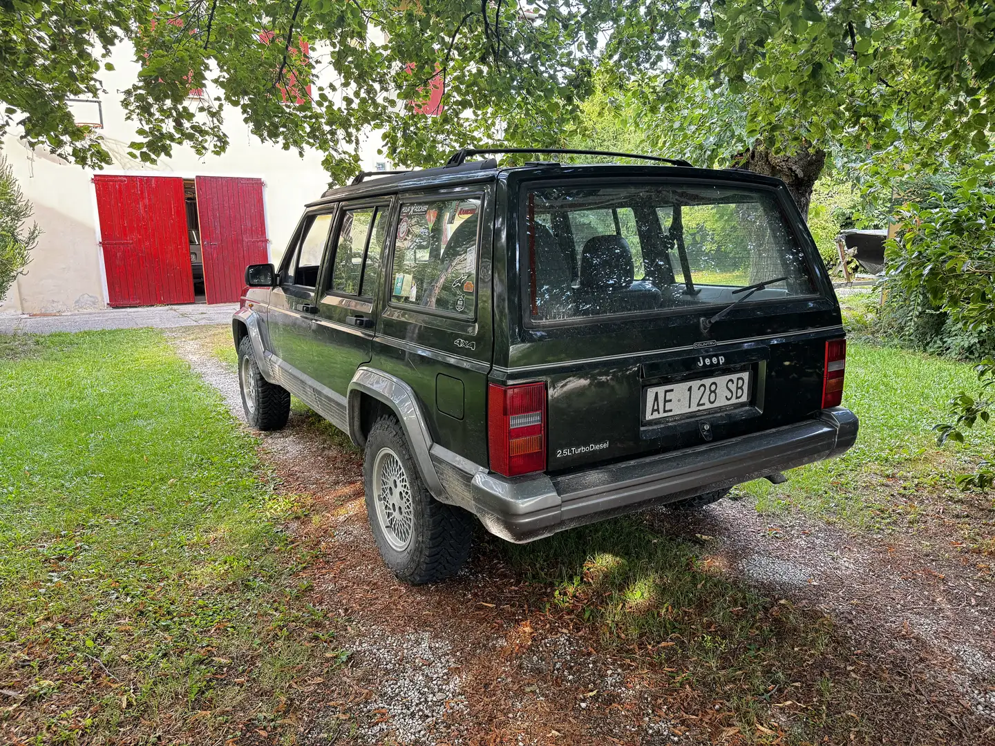 Jeep Cherokee 5p 2.5 td - 2