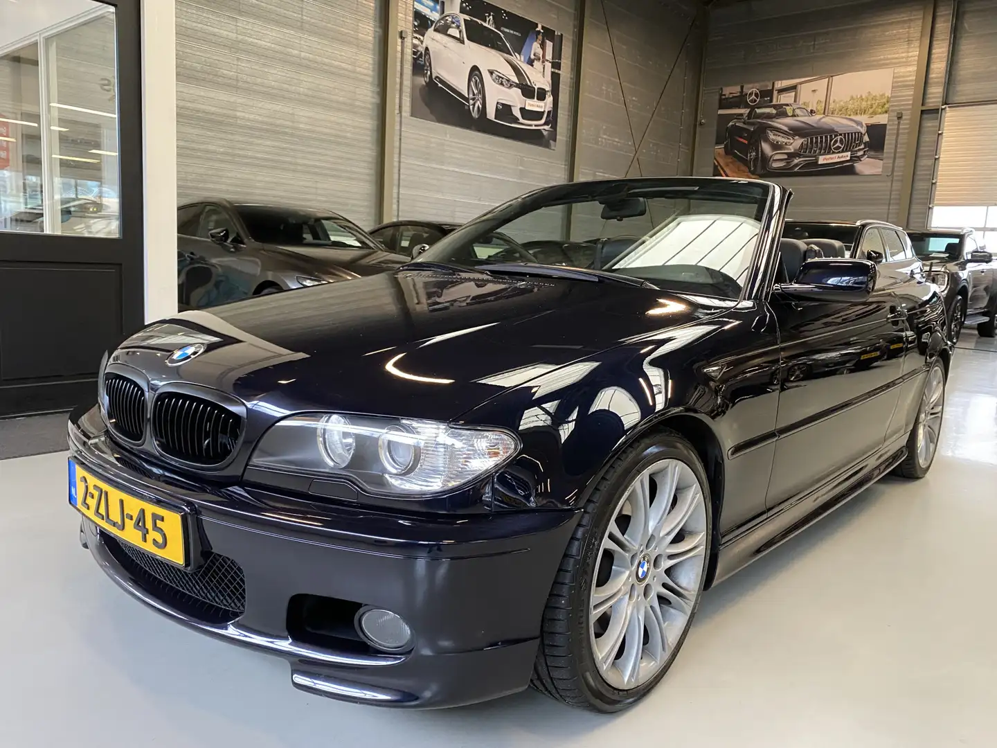 BMW 330 3-serie Cabrio 330Ci Executive Automaat, Cruise, L Zwart - 2