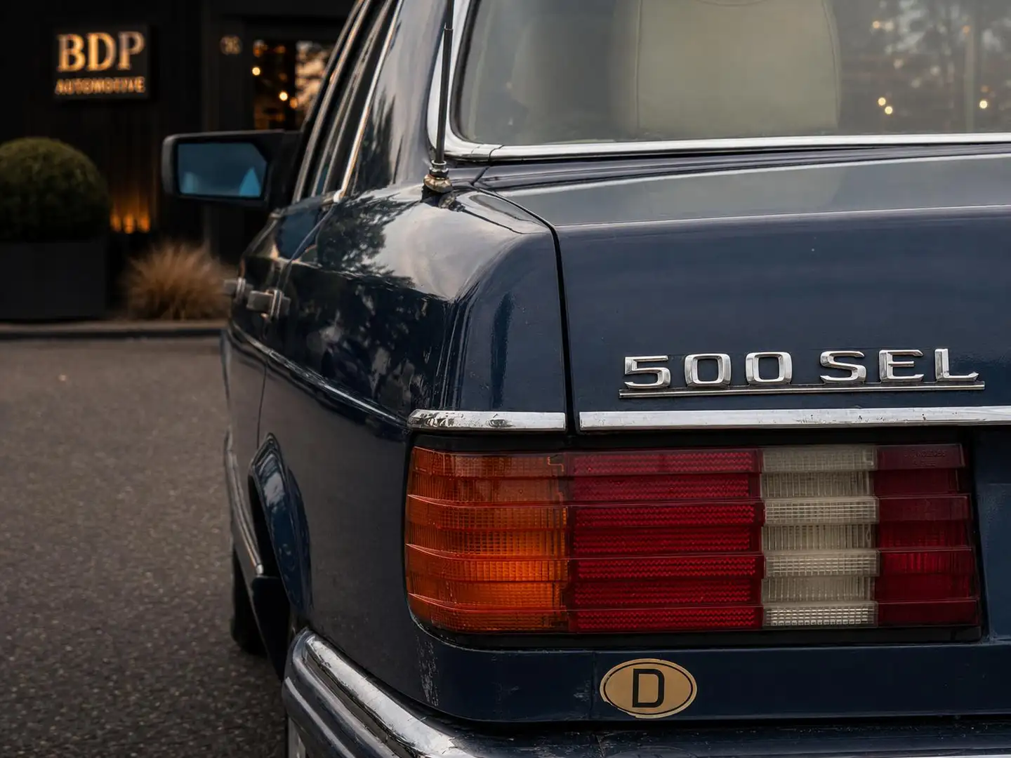 Mercedes-Benz 500 W126 SEL Blau - 2