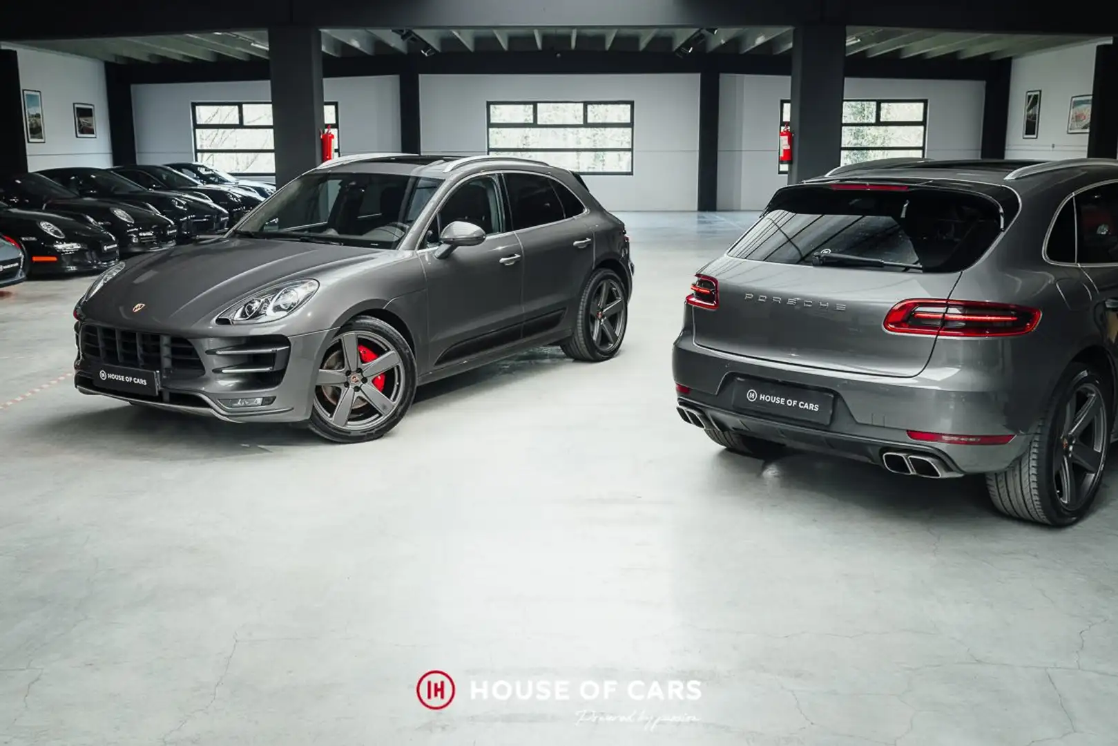 Porsche Macan Turbo - Belgian car - FULL options - Just serviced Grey - 1