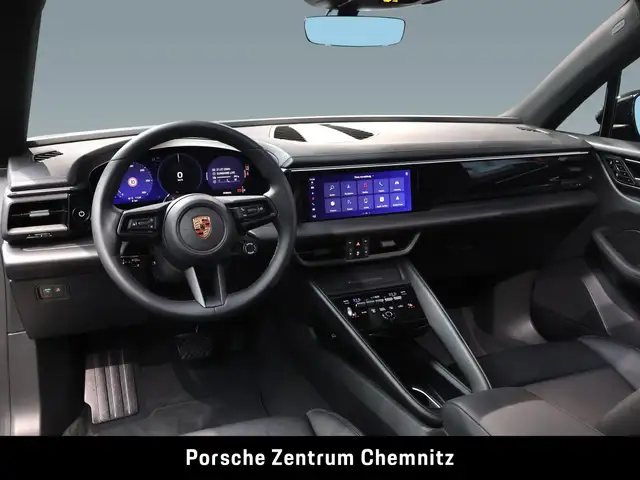 Porsche Macan view 7